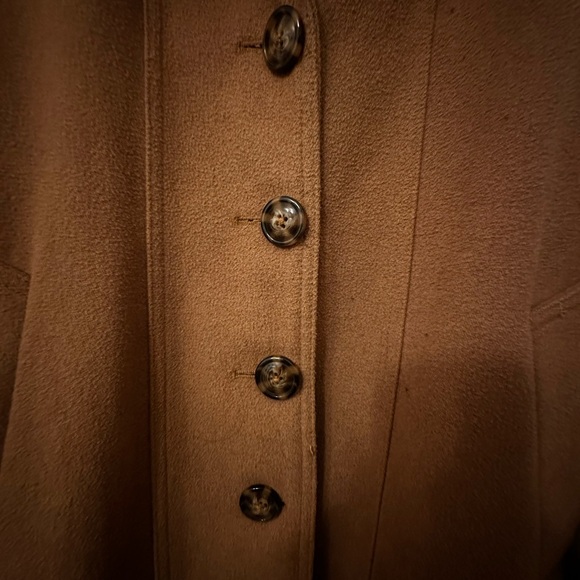 Amisu Tan Trench Coat with Belt - Picture 4 of 7